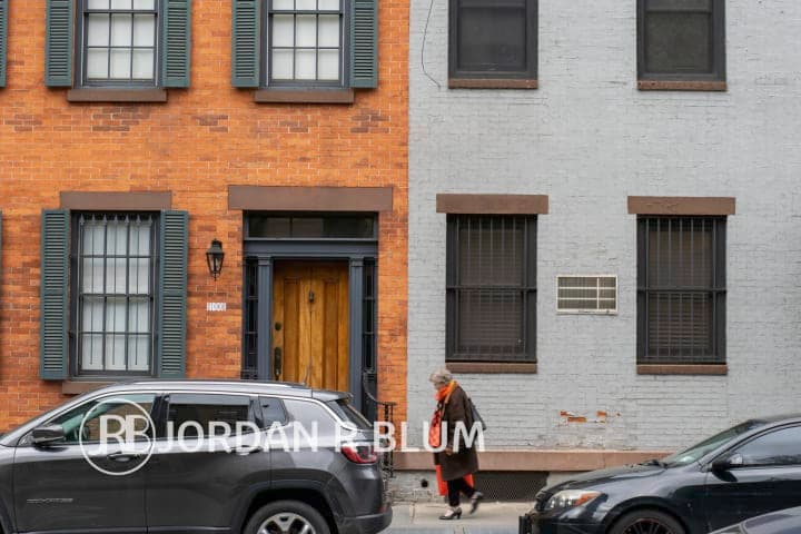 Photograph by Jordan Blum, frame 65